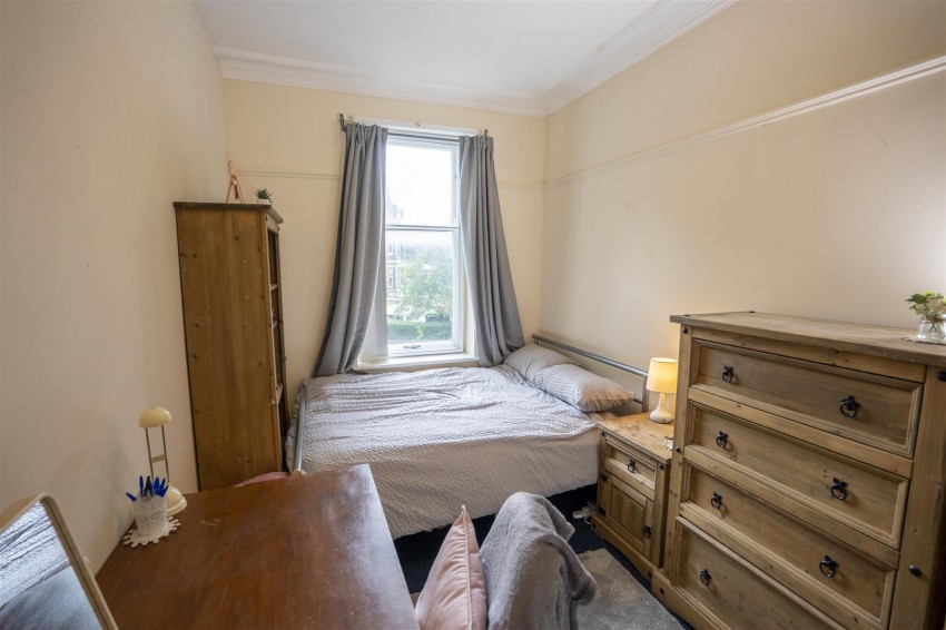 Images for 19 Rutland Park, Broomhill