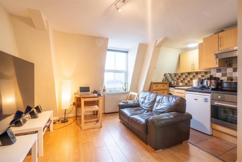 Images for Flat 8, 2 Moorgate Avenue, Crookesmoor