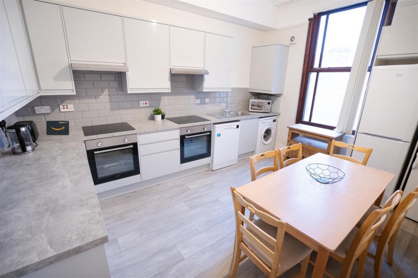 Images for 18 Parkers Road, Broomhill