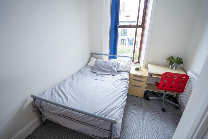 Images for 18 Parkers Road, Broomhill