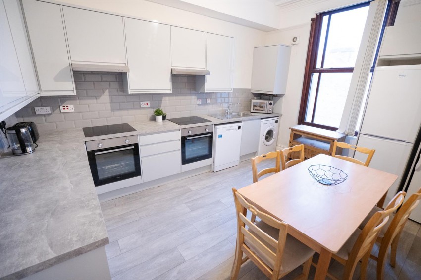 Images for 18 Parkers Road, Broomhill