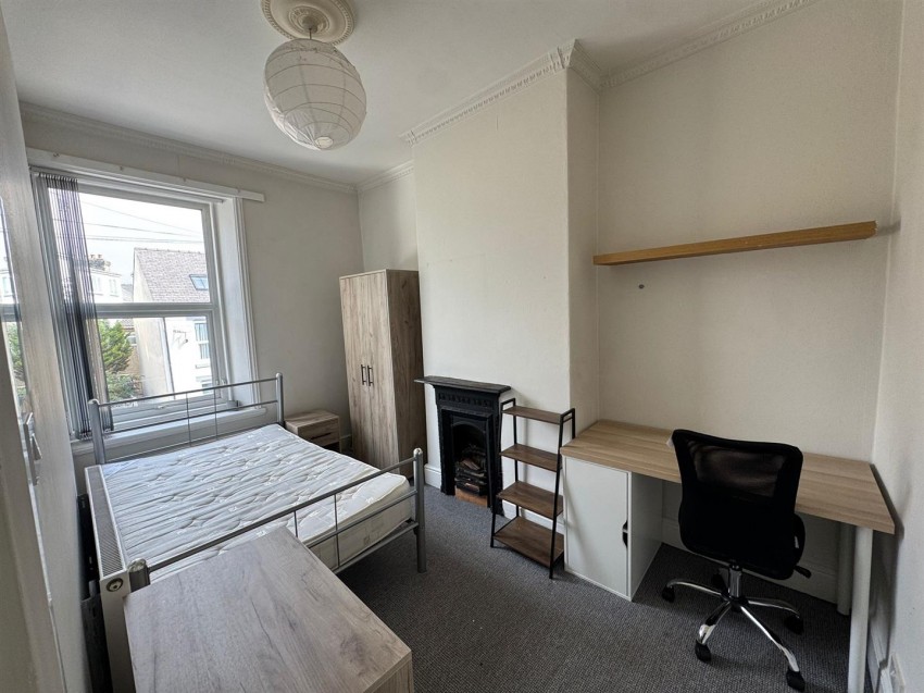 Images for 77 Spooner Road, Broomhill