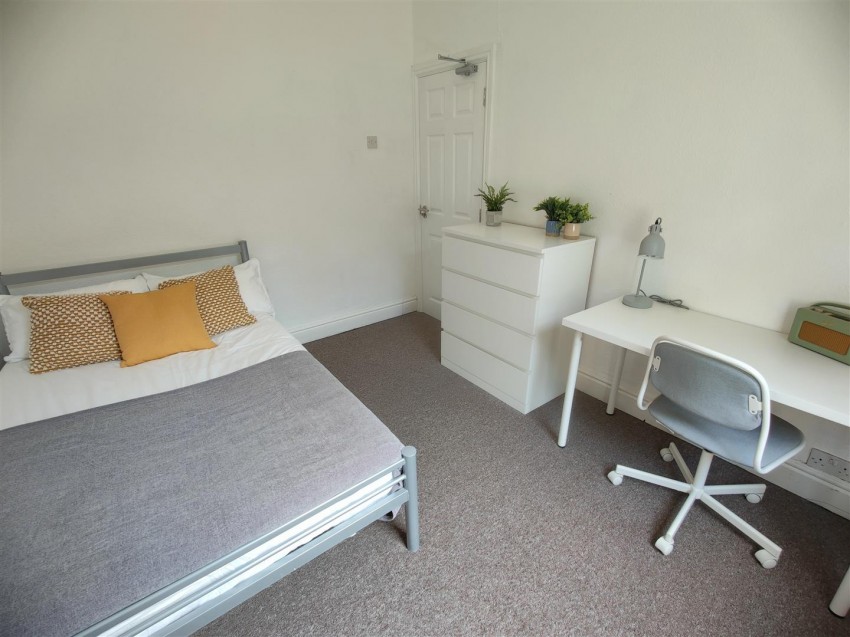 Images for 76 Harcourt Road, Sheffield