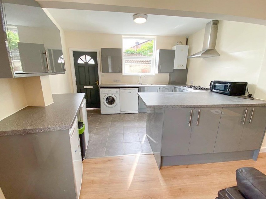 Images for 295 Springvale Road, Sheffield