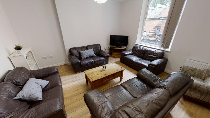 Images for 130 Harcourt Road, Crookesmoor