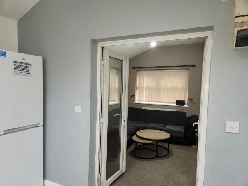 Images for 752c Chesterfield RoadSheffield