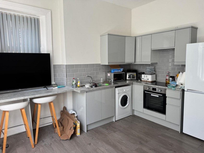 Images for Flat 2, 27 Victoria Road, Sheffield