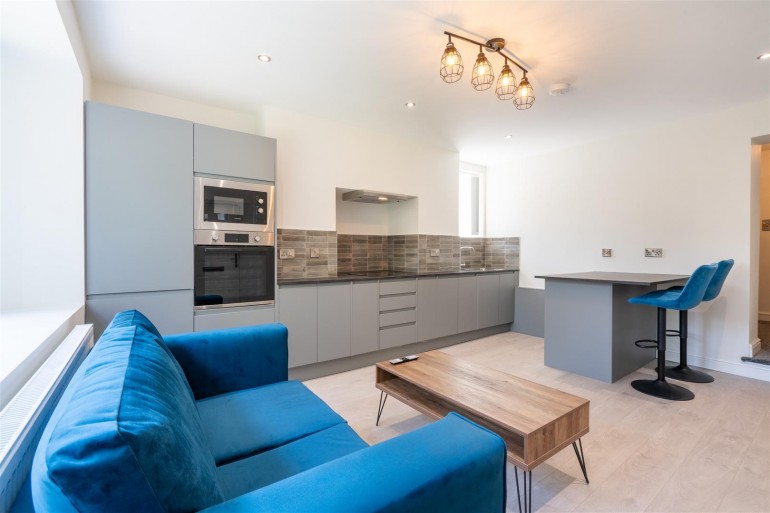 Flat 1, 27 Victoria Road