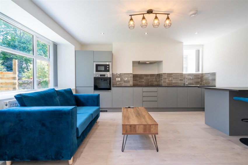 Images for Flat 1, 27 Victoria Road