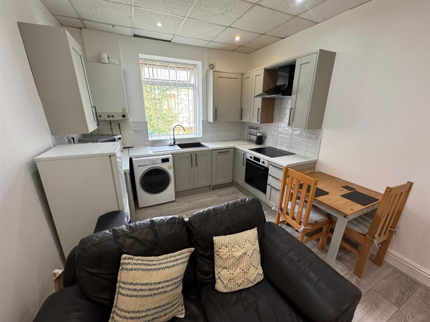 Images for Flat 4, 256 Crookesmoor Road, Crookesmoor