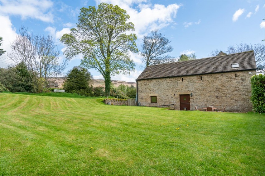 Images for Nicholas Barn, Thornhill, Bamford,Hope Valley, Derbyshire